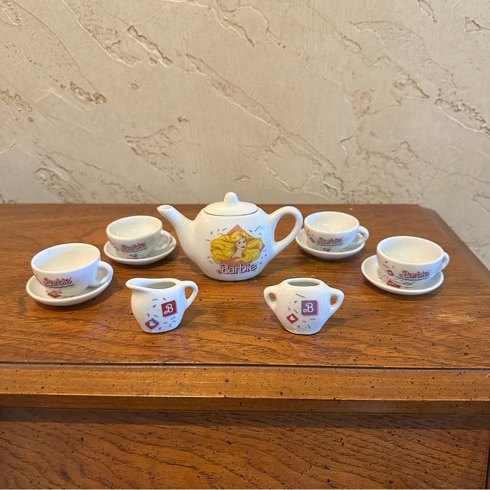 Vintage 1989 Barbie White and Pink Tea Set